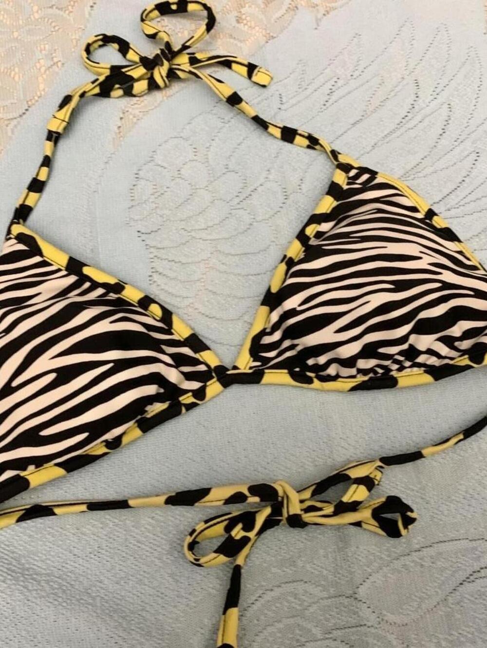 Xhilaration reversible! Y2K animal print bikini top.